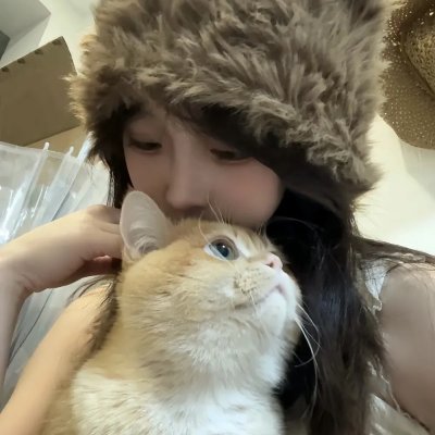 红妆问佳人